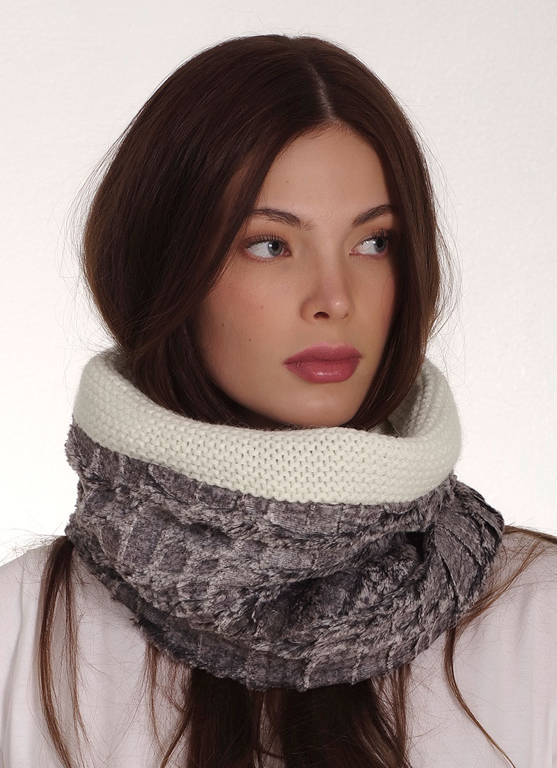 Off-White Croco Embossed Eco Fur Snood - Image 3