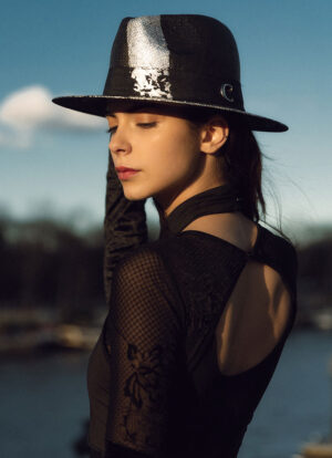 SILVER BLACK CONSTASEA HAT